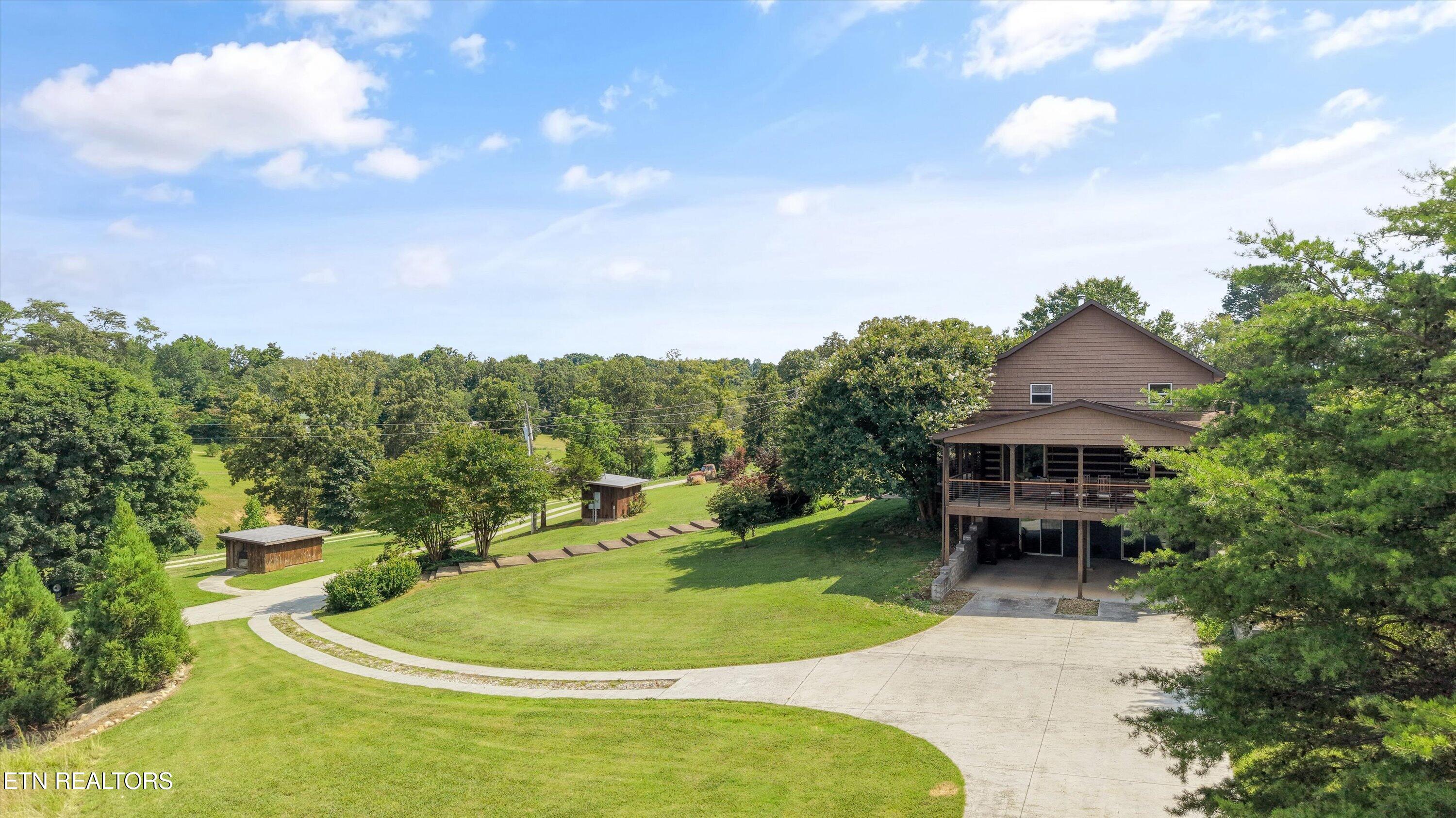 2132 Grey Ridge Rd