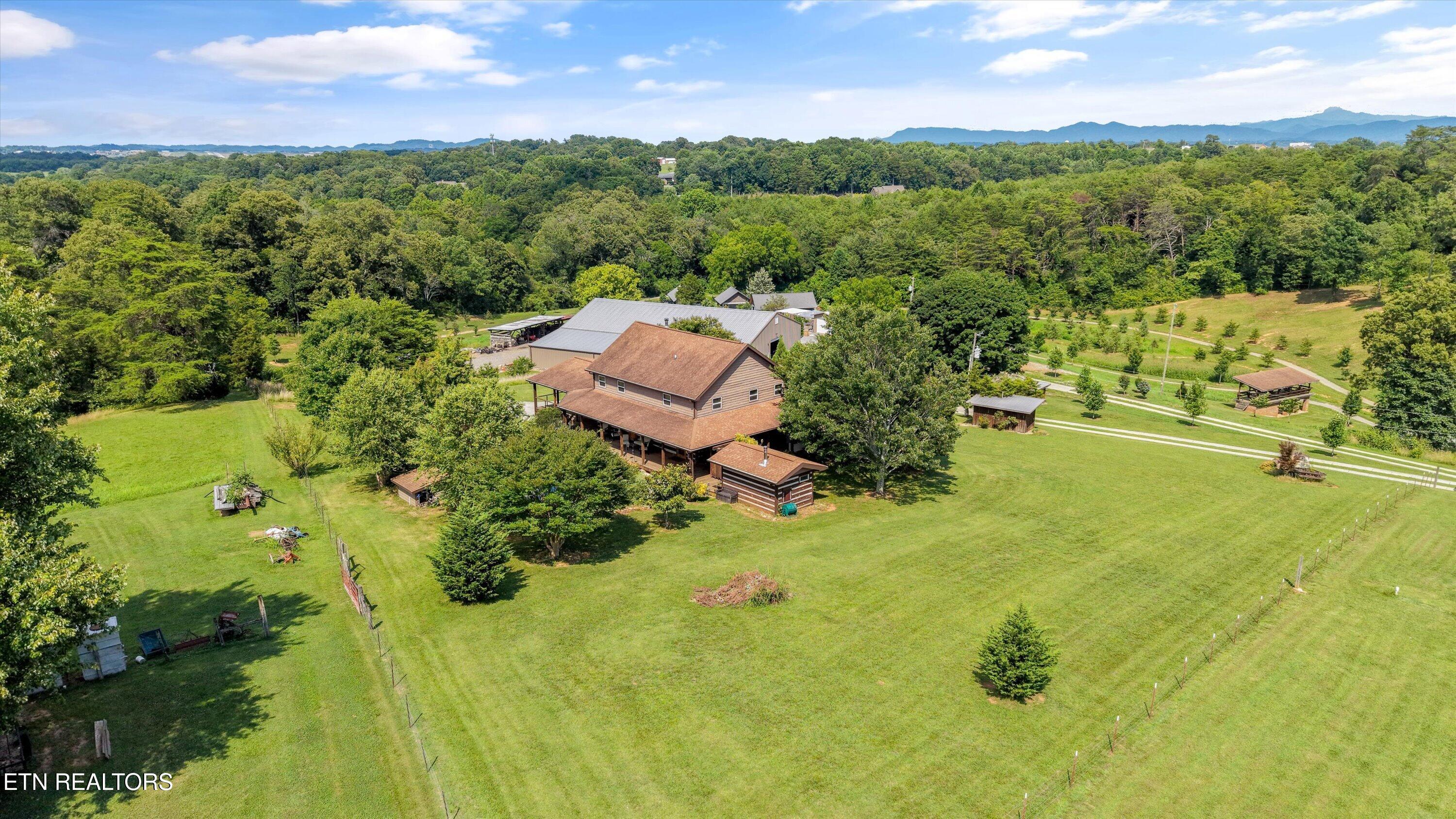 2132 Grey Ridge Rd