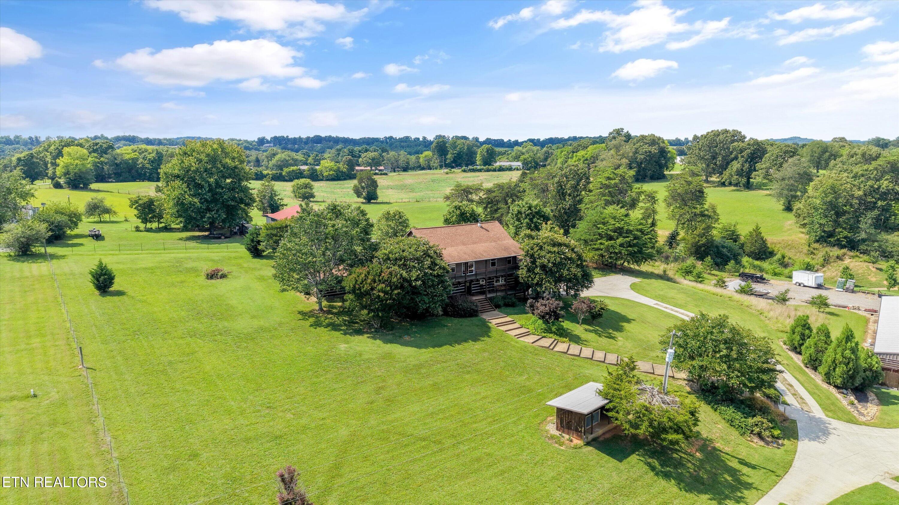 2132 Grey Ridge Rd