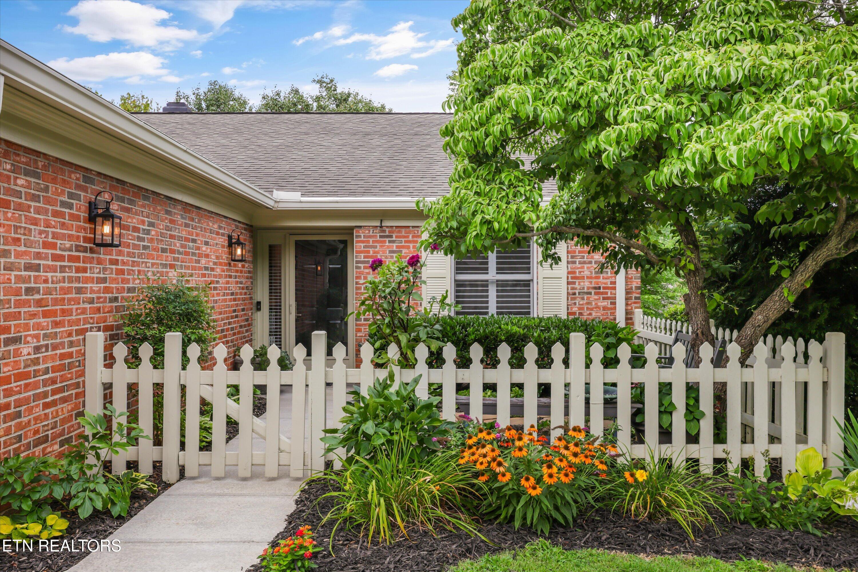 801 Prestwick Drive