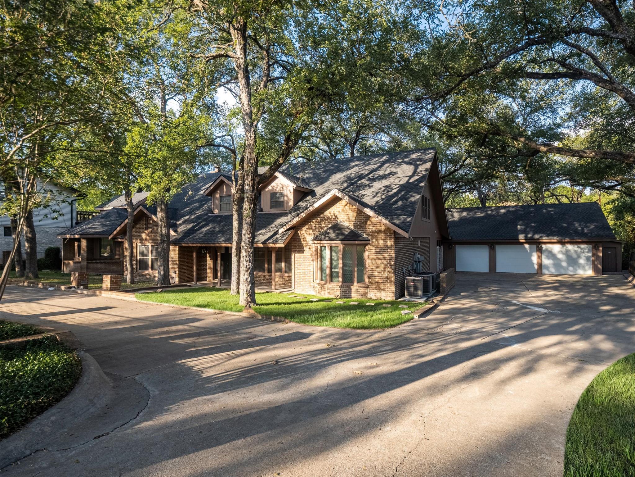 12319 Blue Water DR