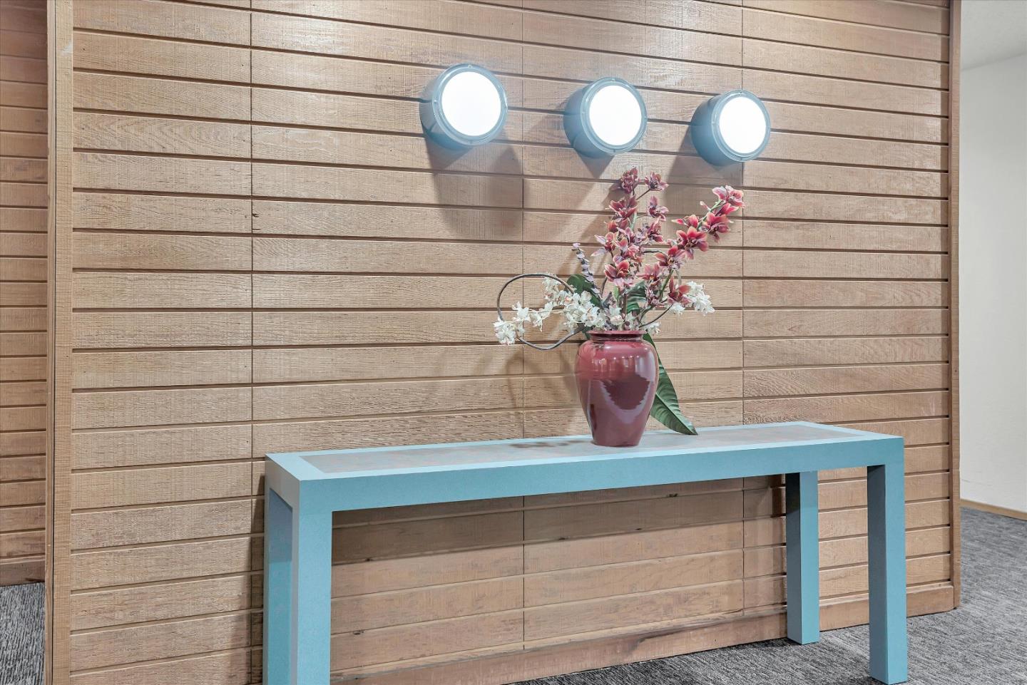 815 Sea Spray LN 304