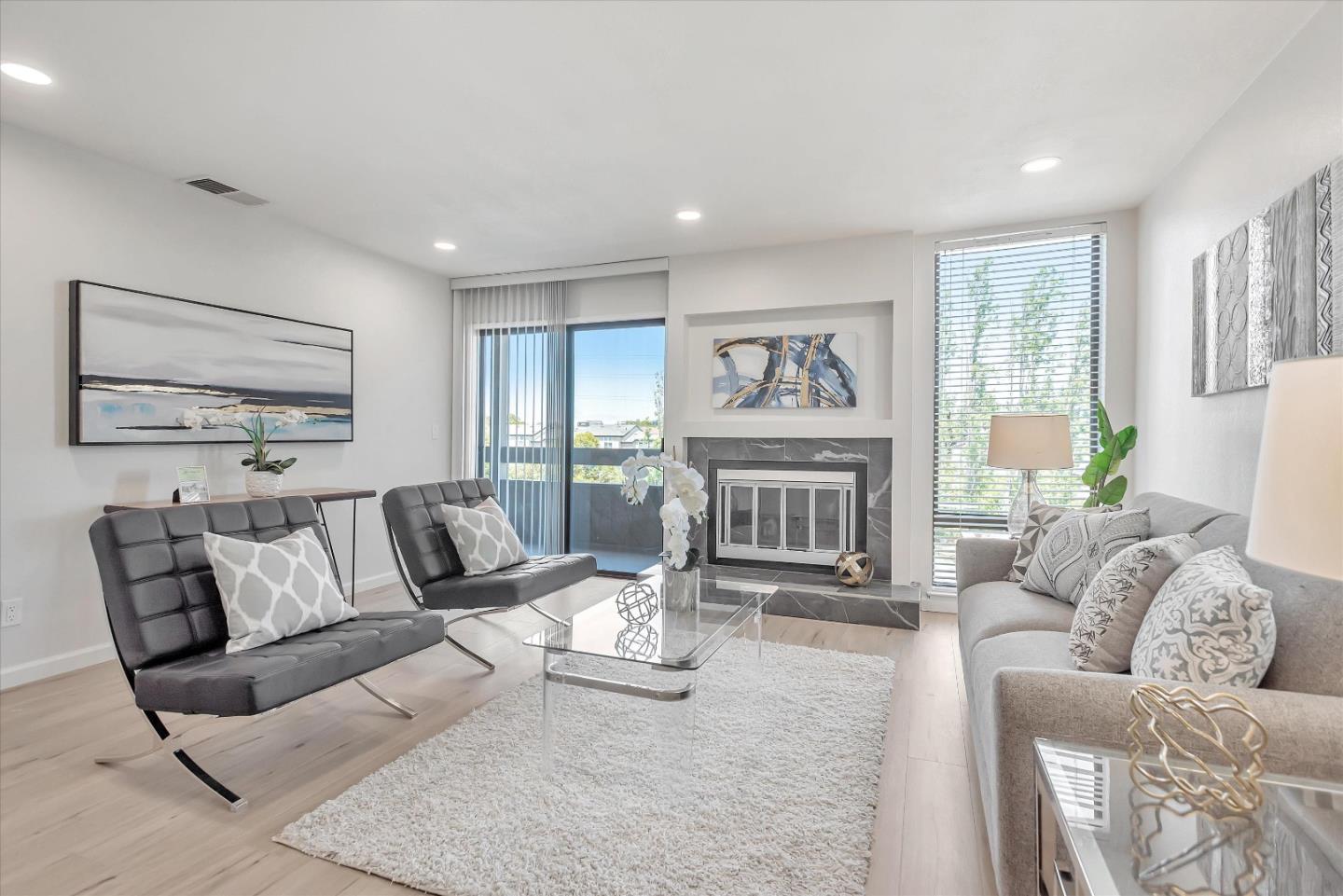 815 Sea Spray LN 304