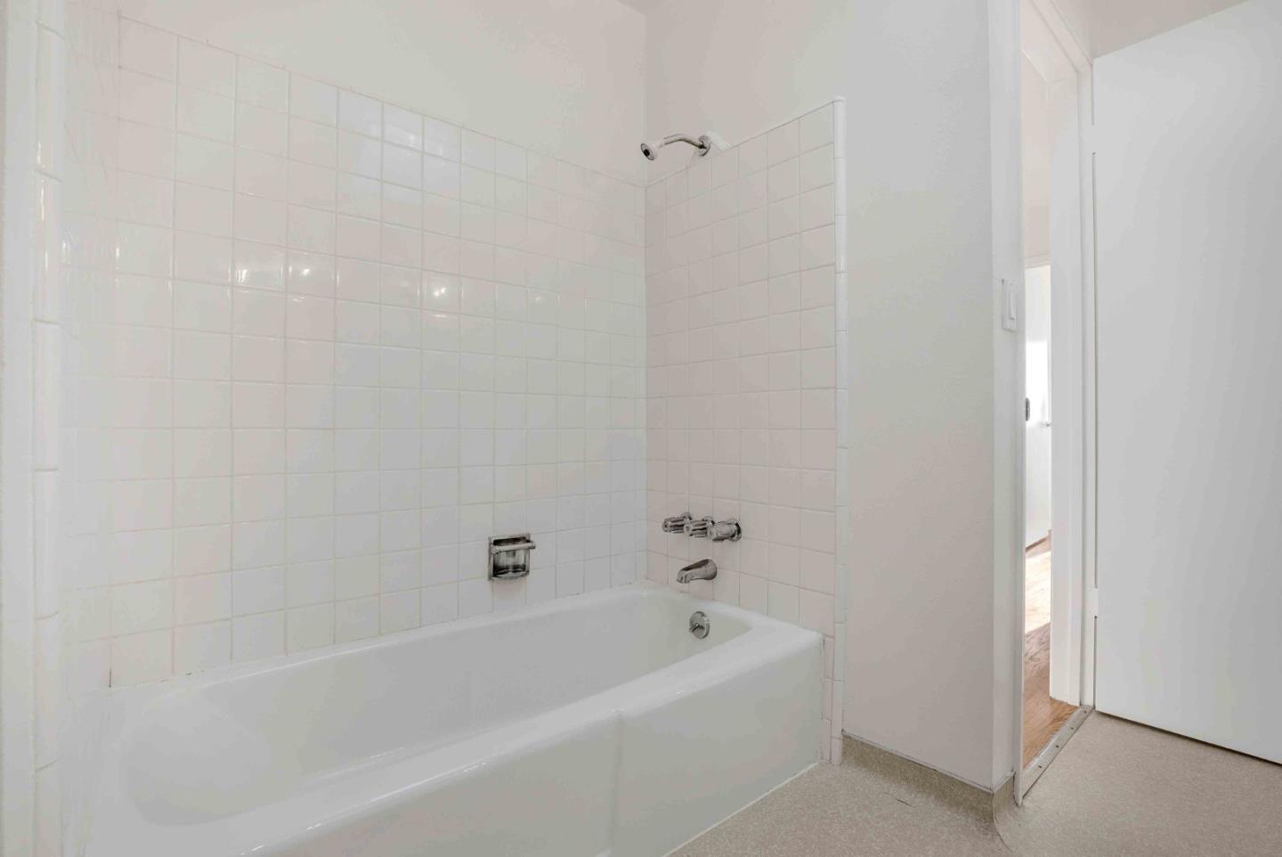 1634 Bittern DR