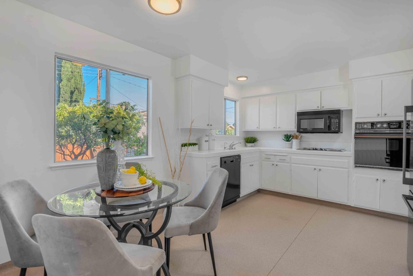 1634 Bittern DR