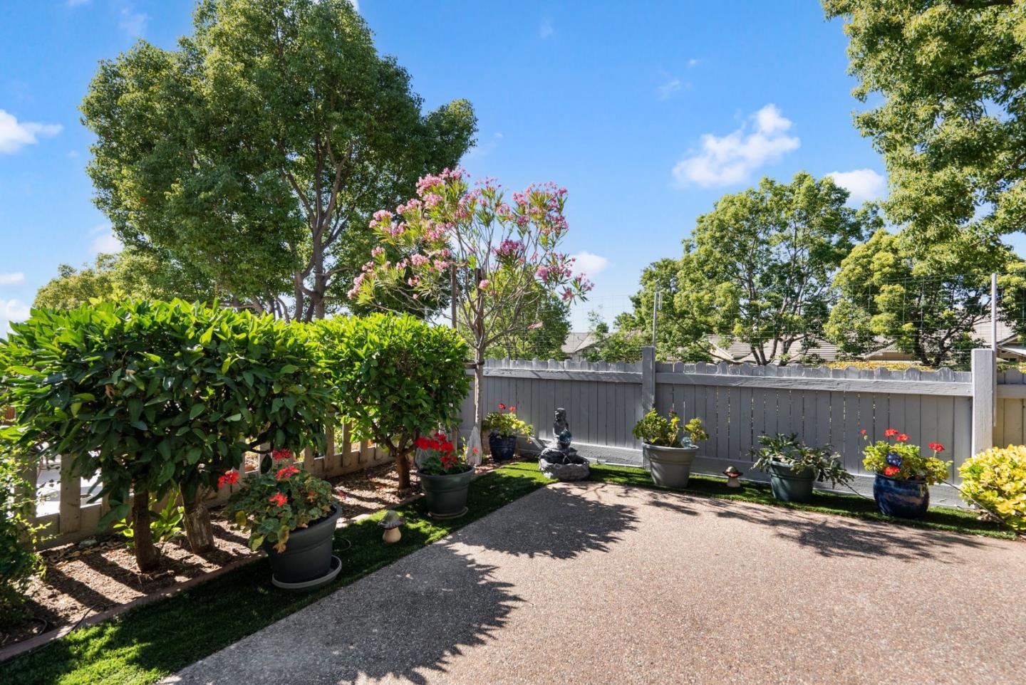 8879 Wine Valley CIR