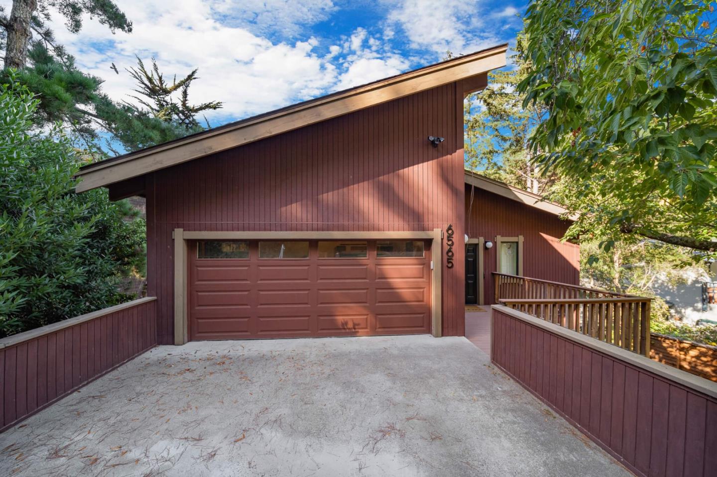 6565 Girvin DR