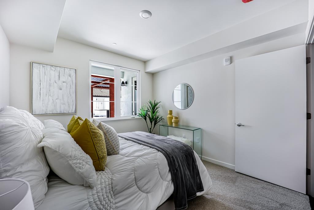 1850 El Camino Real 223