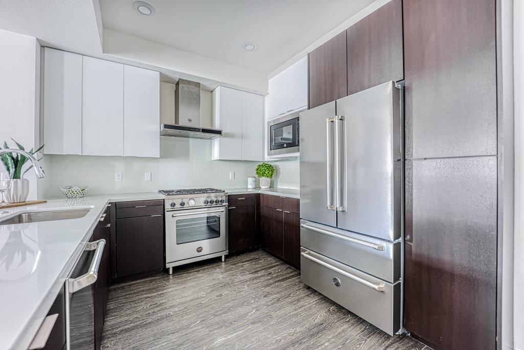 1850 El Camino Real 223