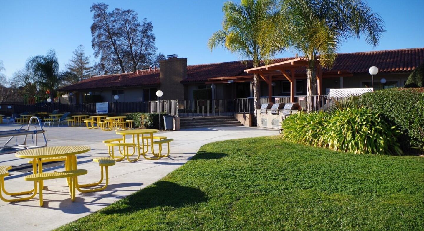 6314 Camino Verde DR