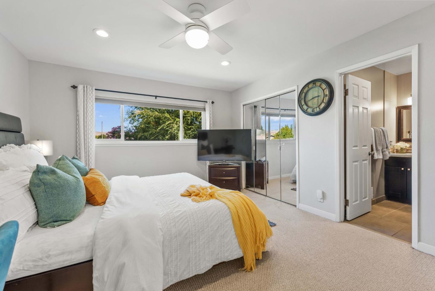 6314 Camino Verde DR