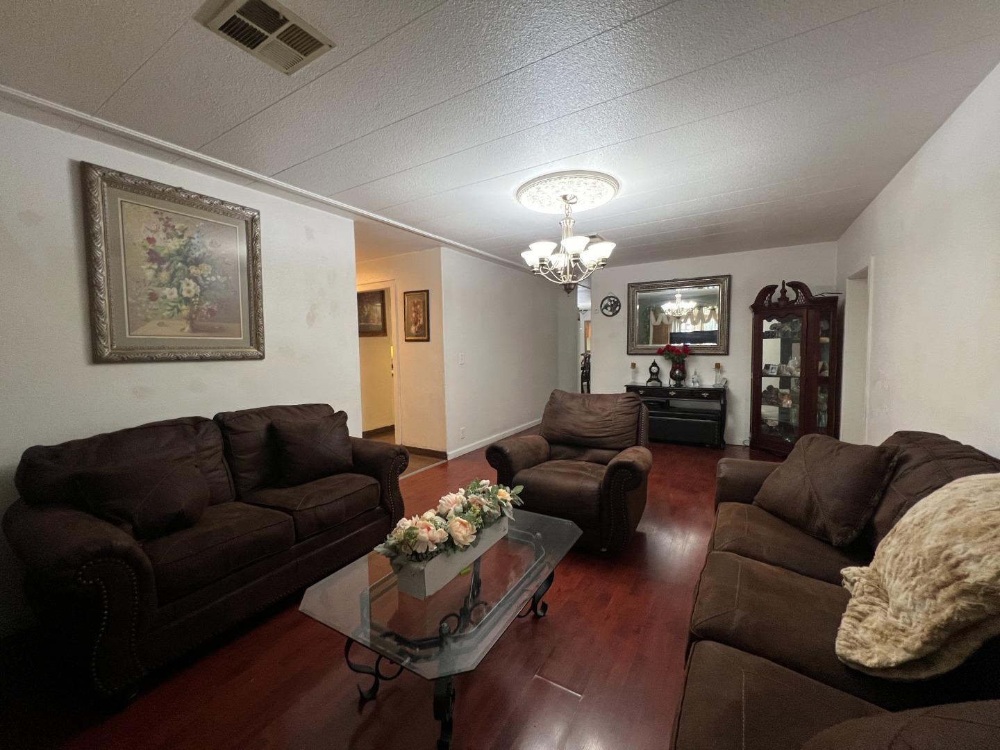 3637 Snell AVE 123