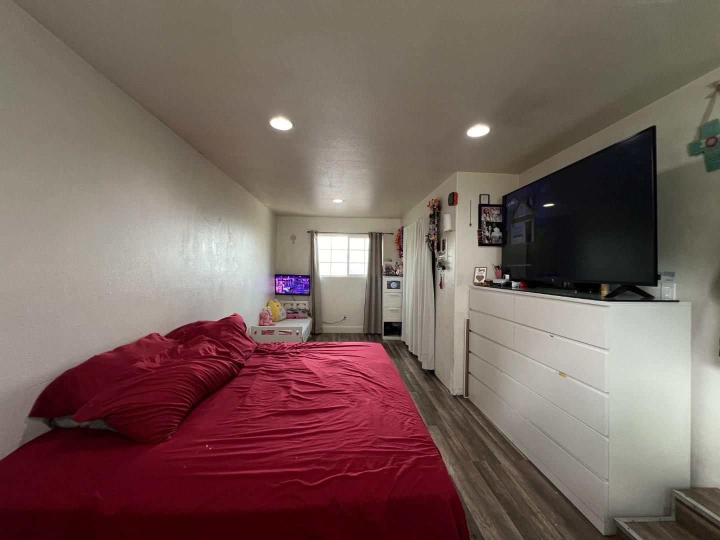 3637 Snell AVE 123