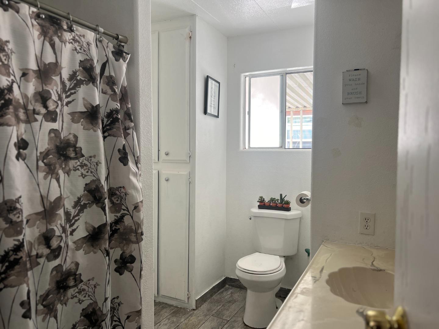 3637 Snell AVE 123