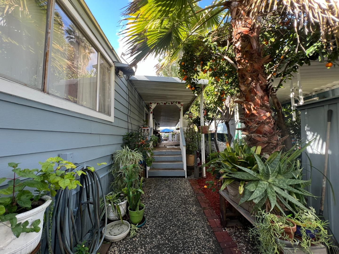 3637 Snell AVE 123