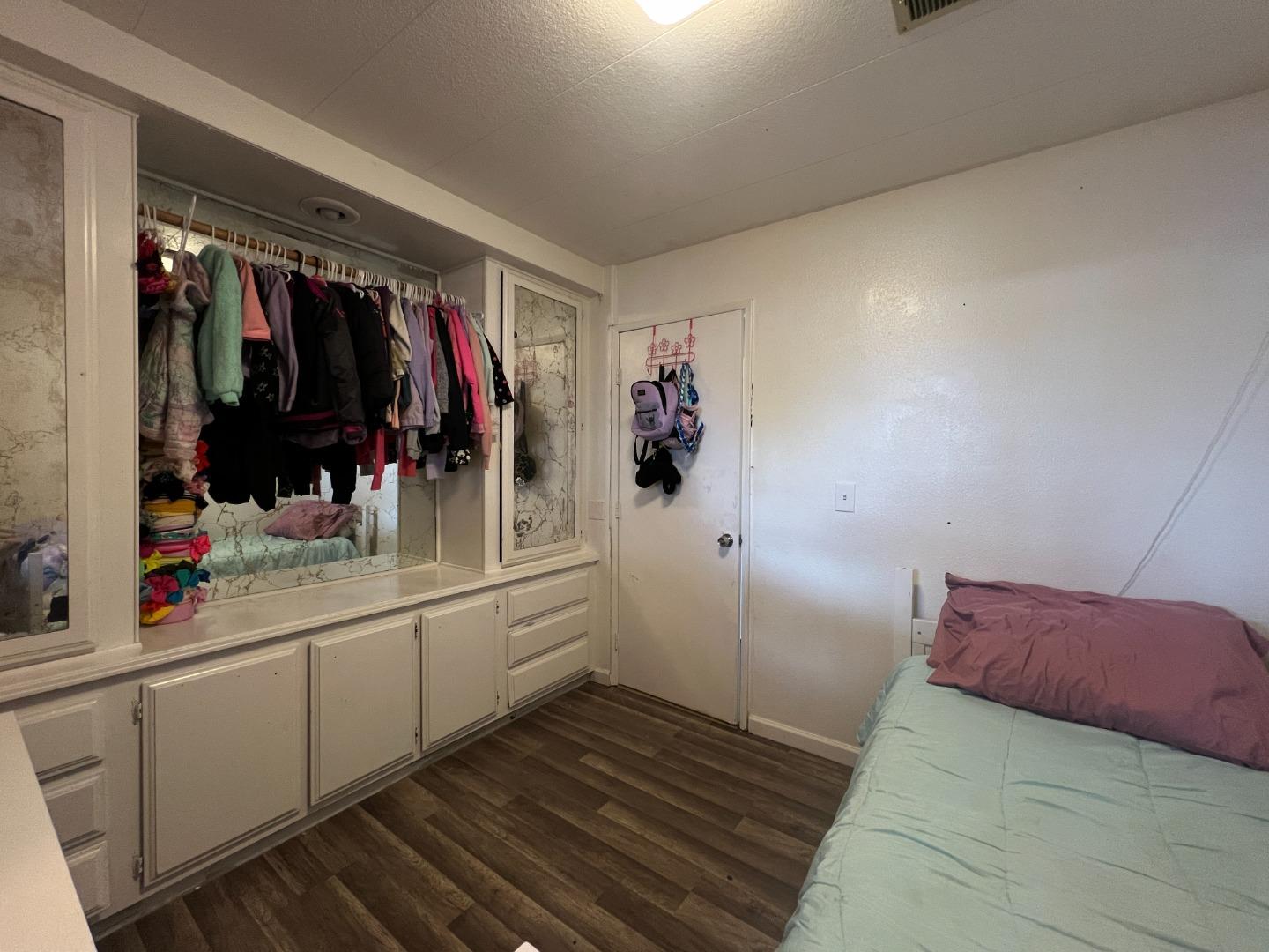 3637 Snell AVE 123