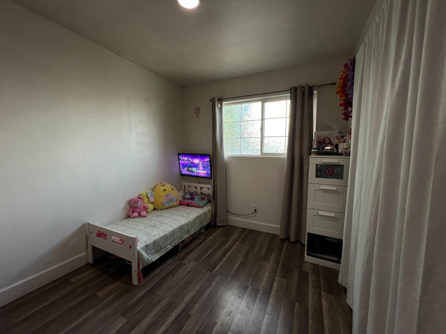 3637 Snell AVE 123