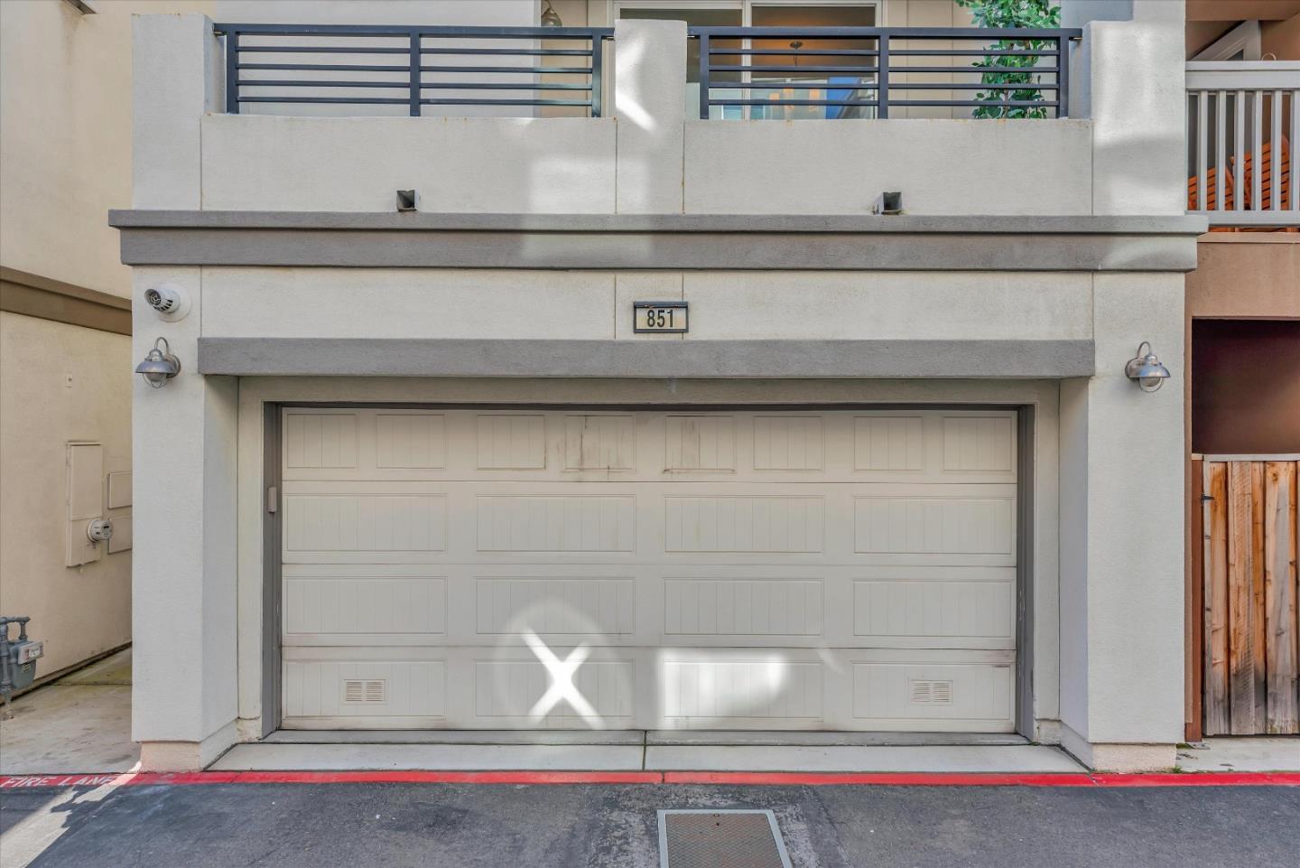 851 Pepper PL