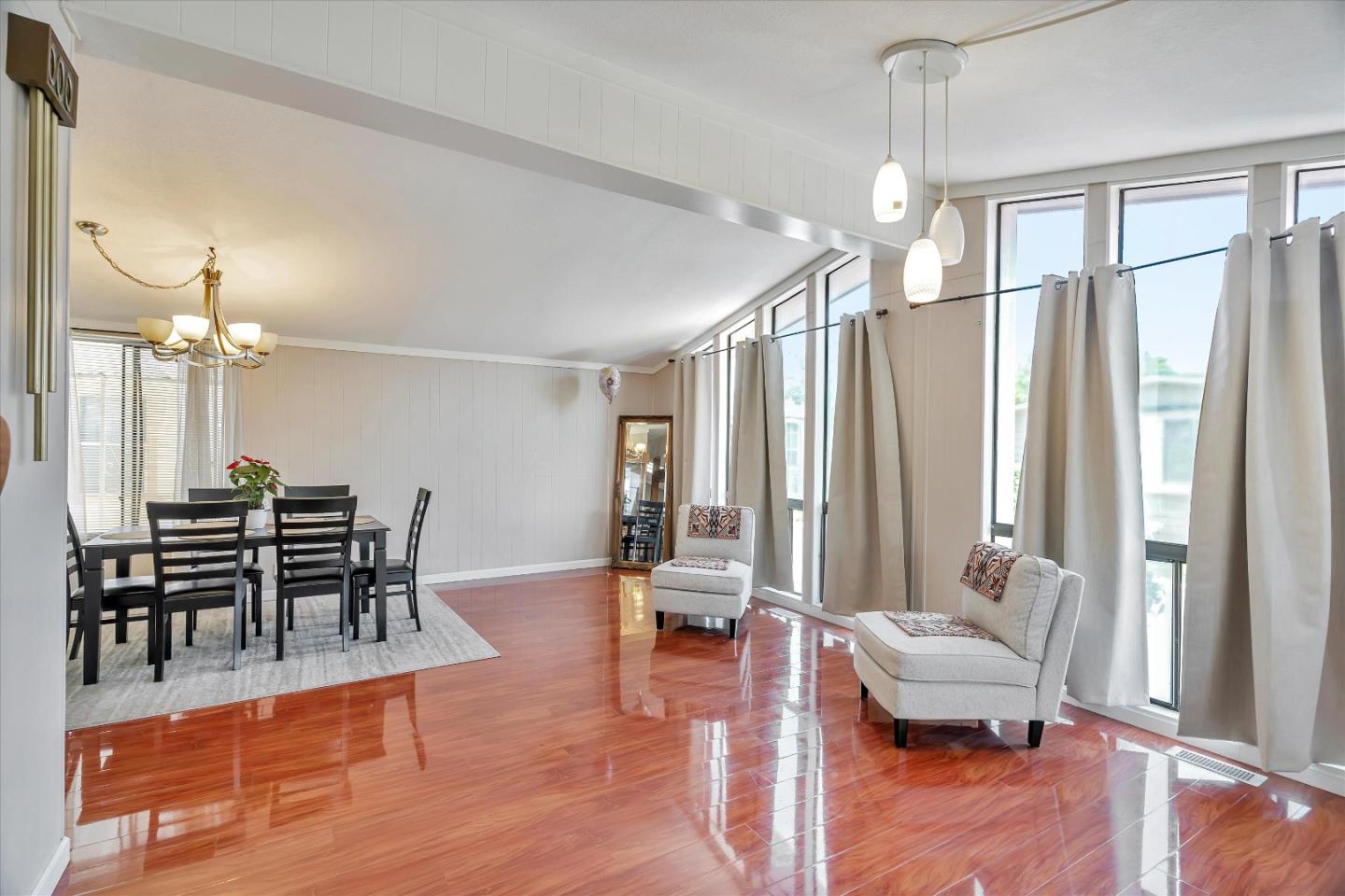 396 Chateau la Salle DR 396