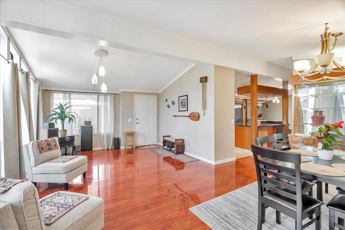 396 Chateau la Salle DR 396