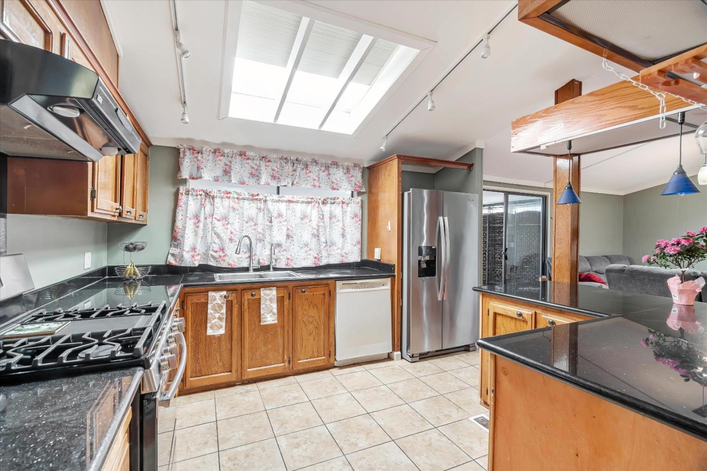 396 Chateau la Salle DR 396