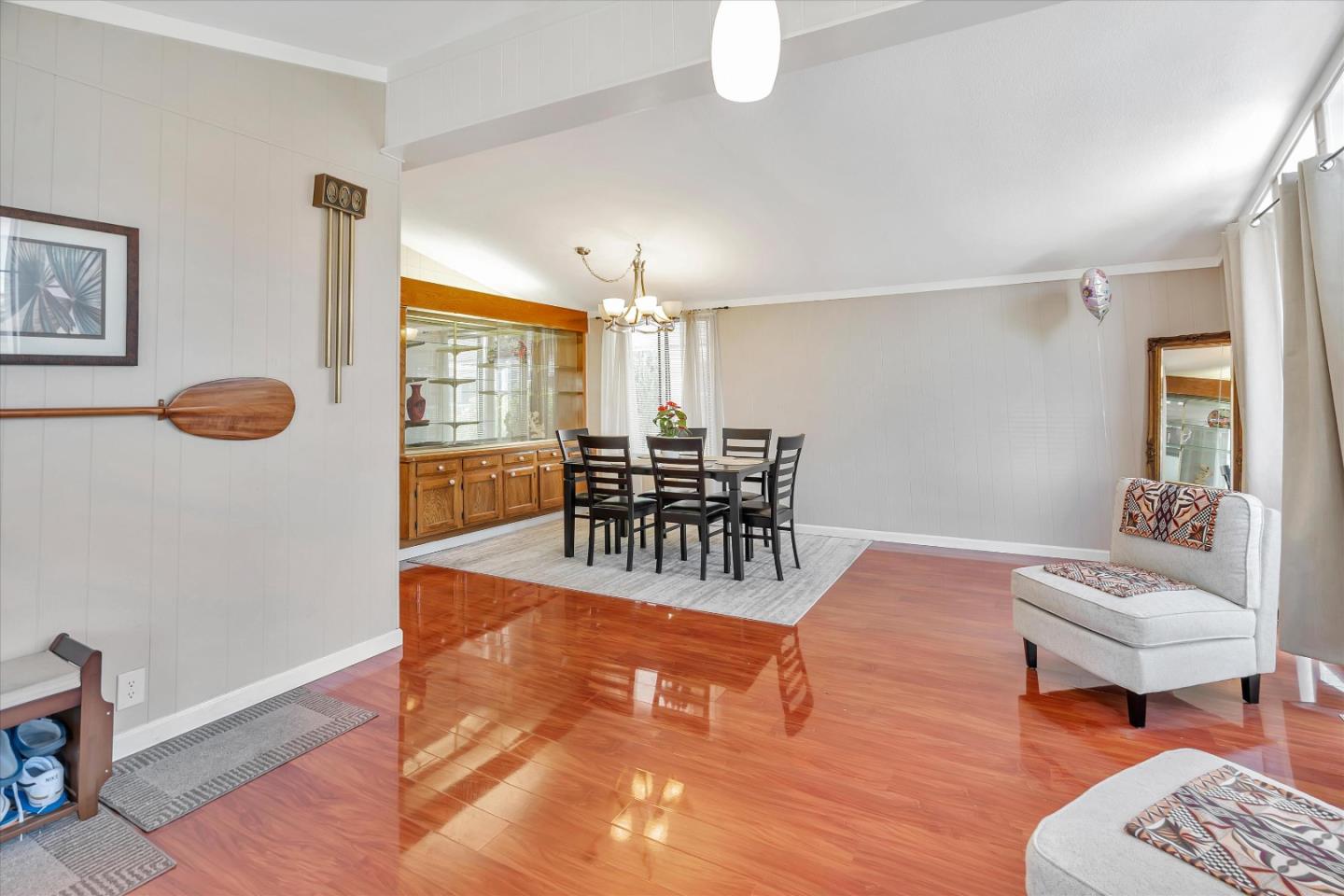 396 Chateau la Salle DR 396