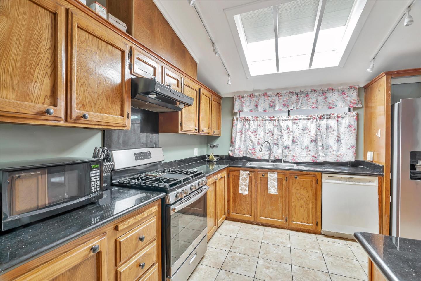 396 Chateau la Salle DR 396