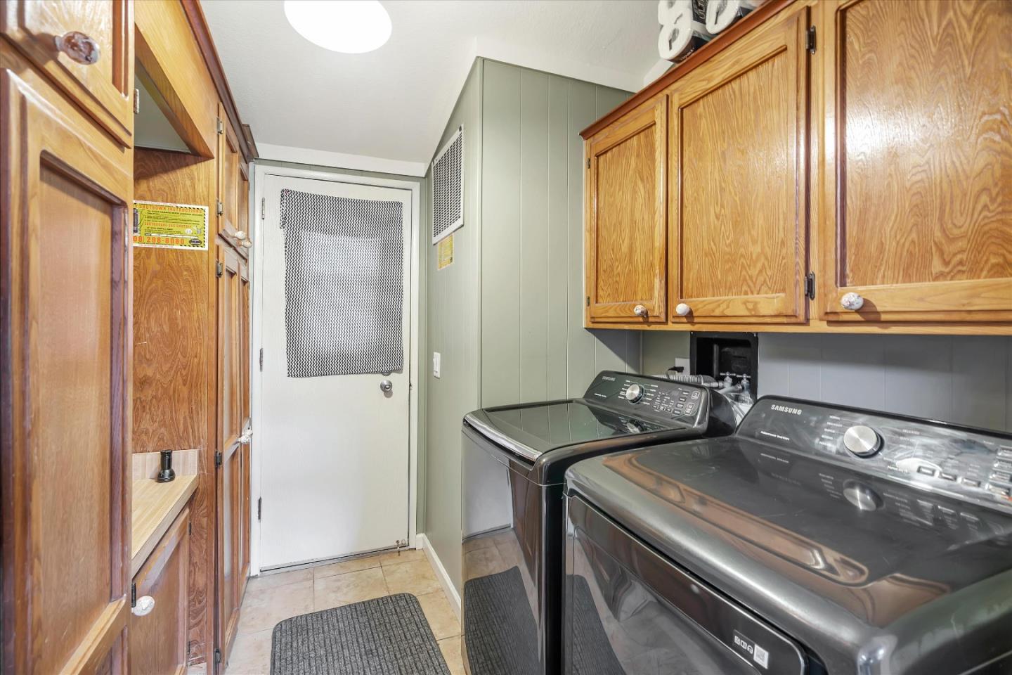 396 Chateau la Salle DR 396