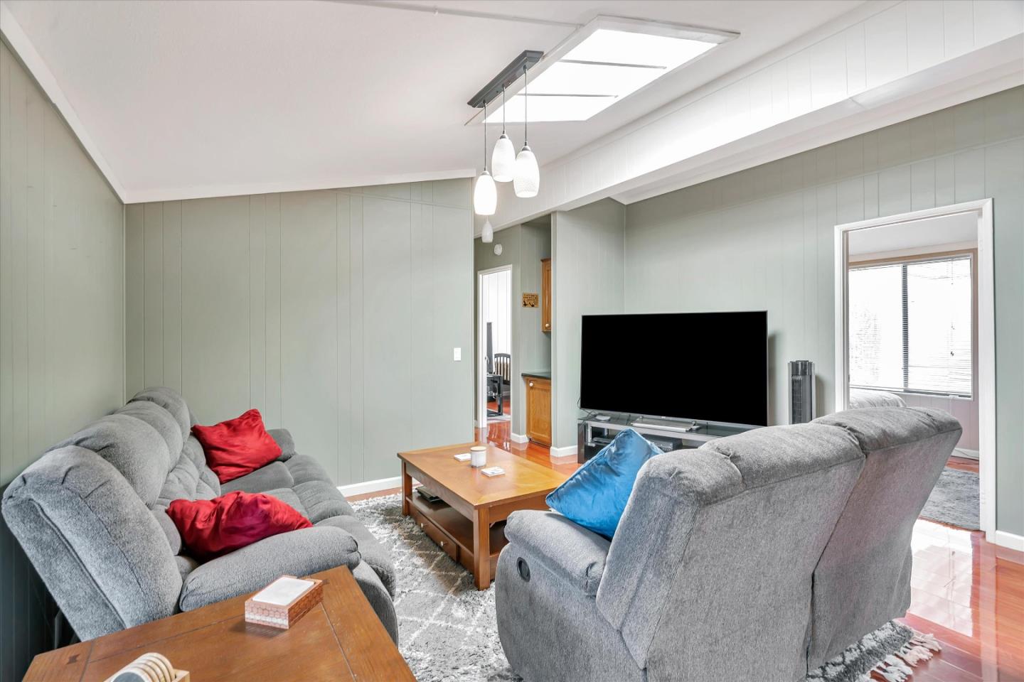 396 Chateau la Salle DR 396