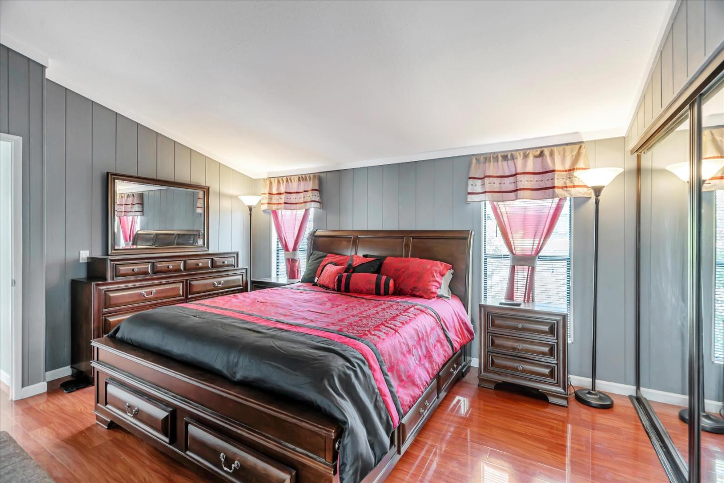 396 Chateau la Salle DR 396