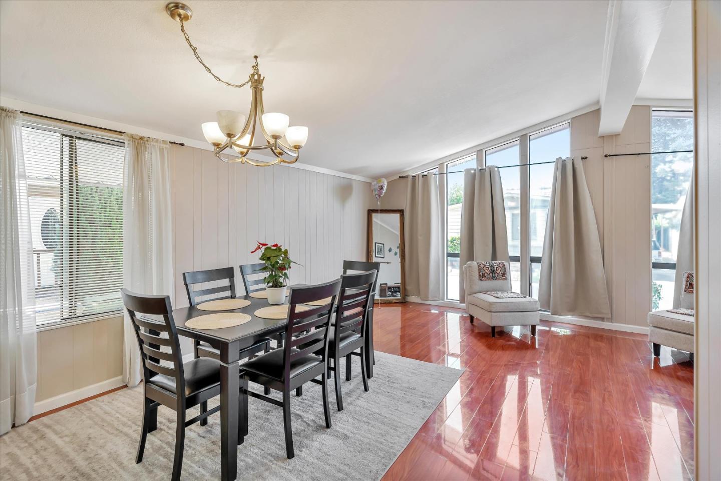 396 Chateau la Salle DR 396