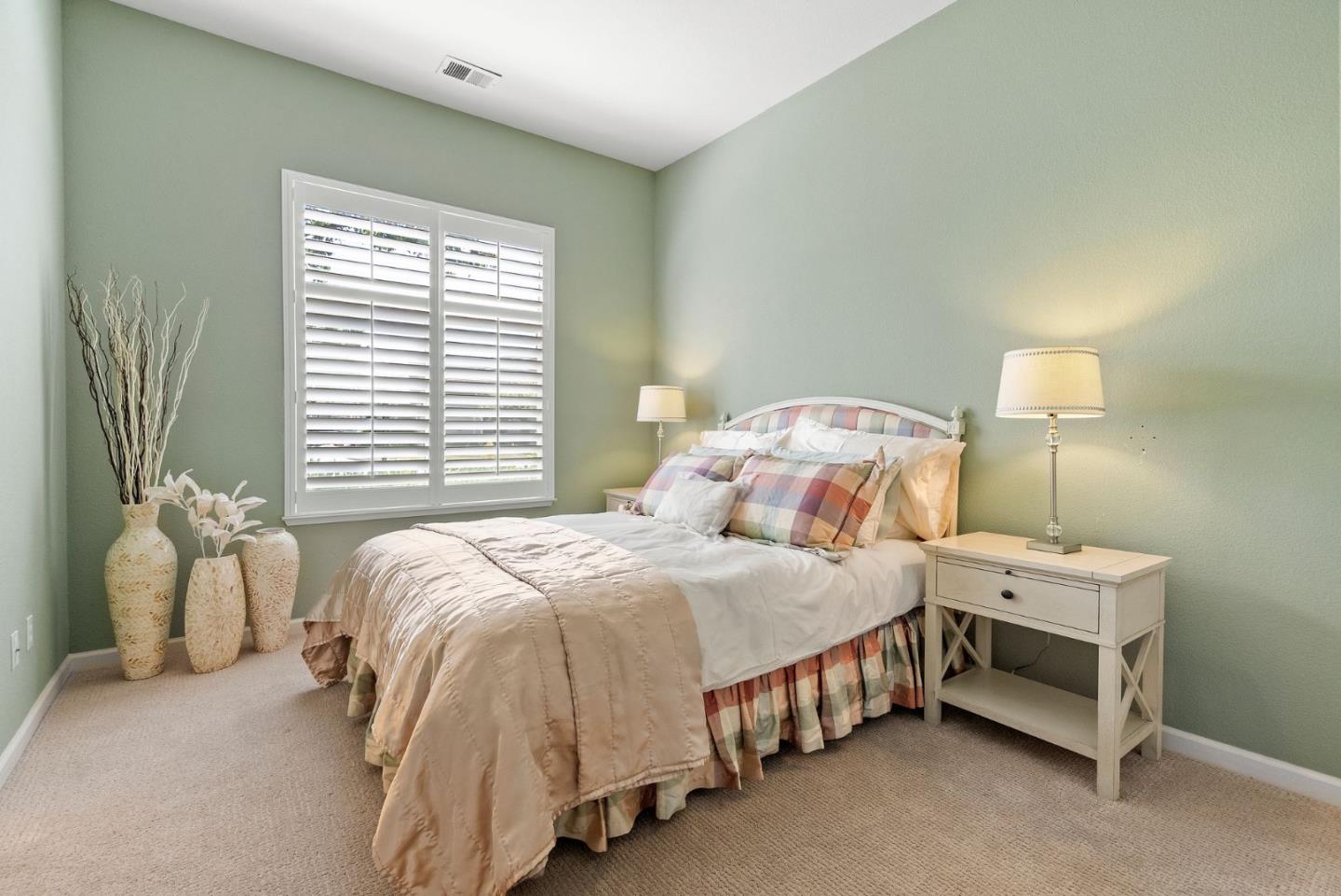 9010 Village View DR