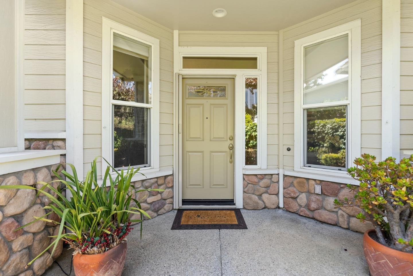 9010 Village View DR