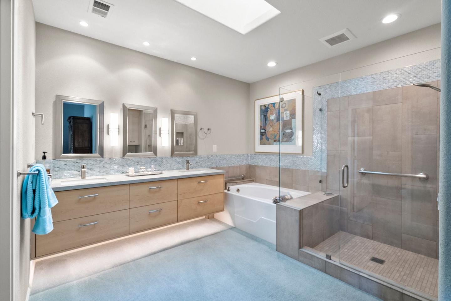 9010 Village View DR