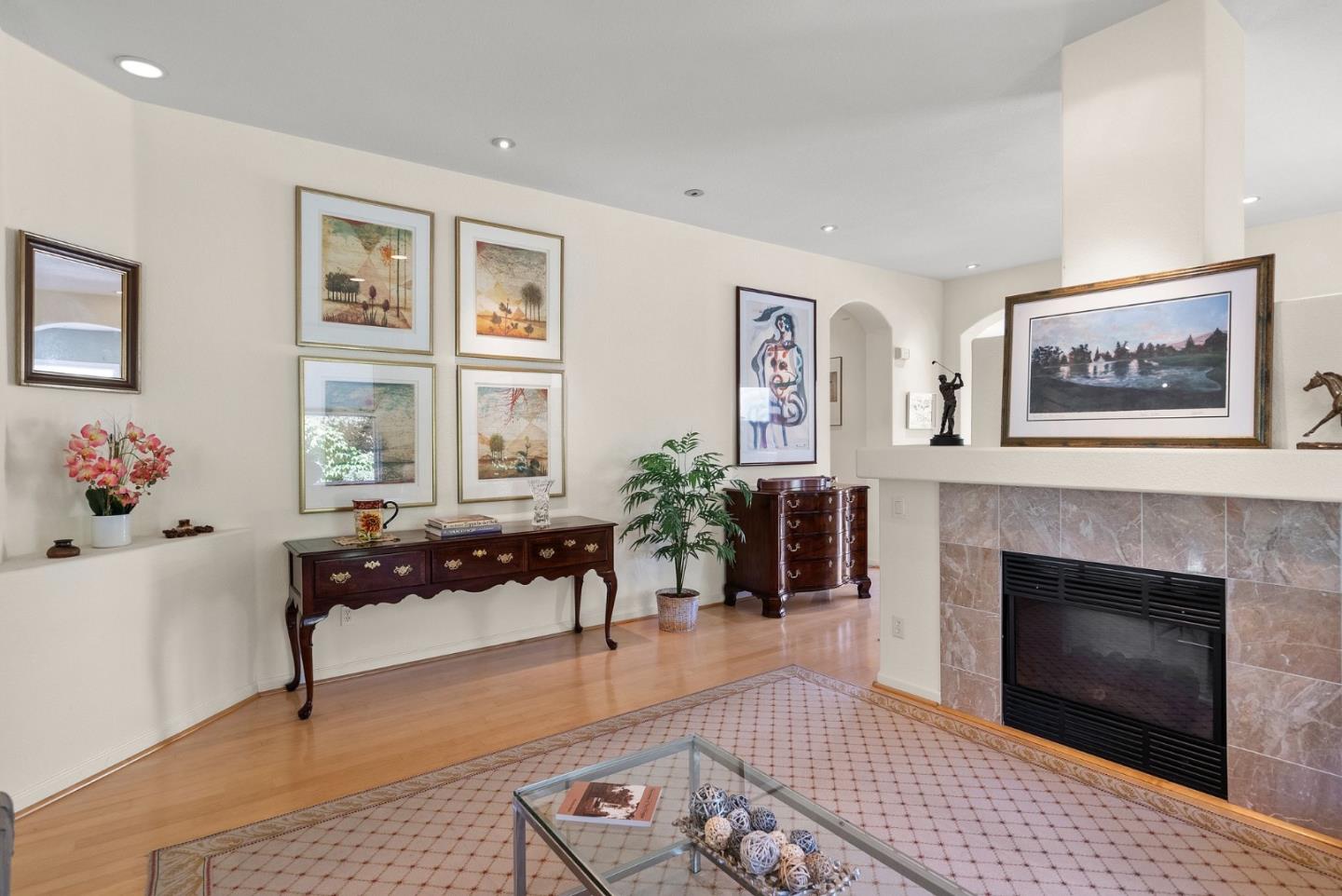 9010 Village View DR