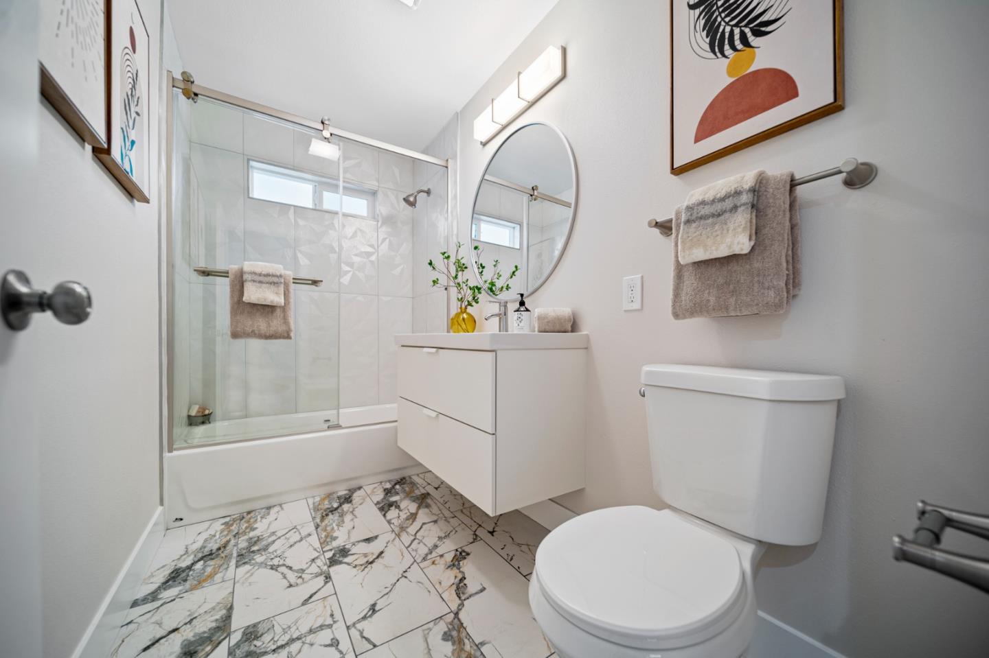 838 Newman DR