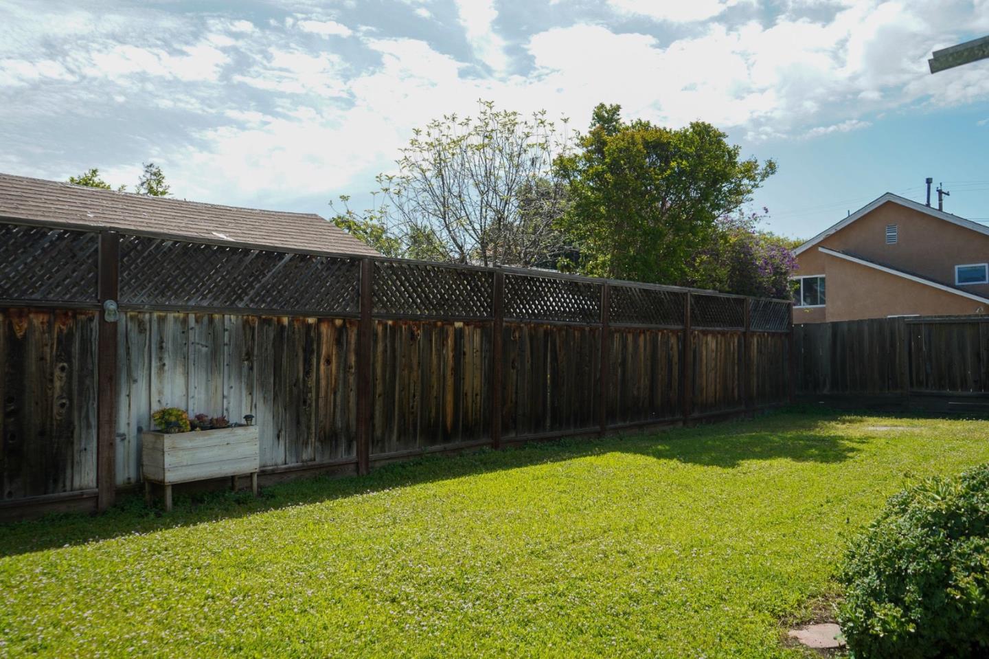 1056 W San Fernando ST