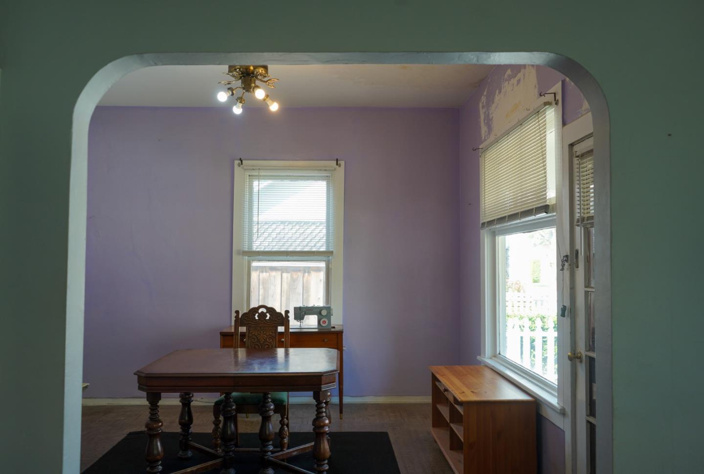 1056 W San Fernando ST