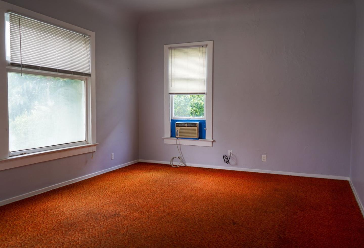 1056 W San Fernando ST