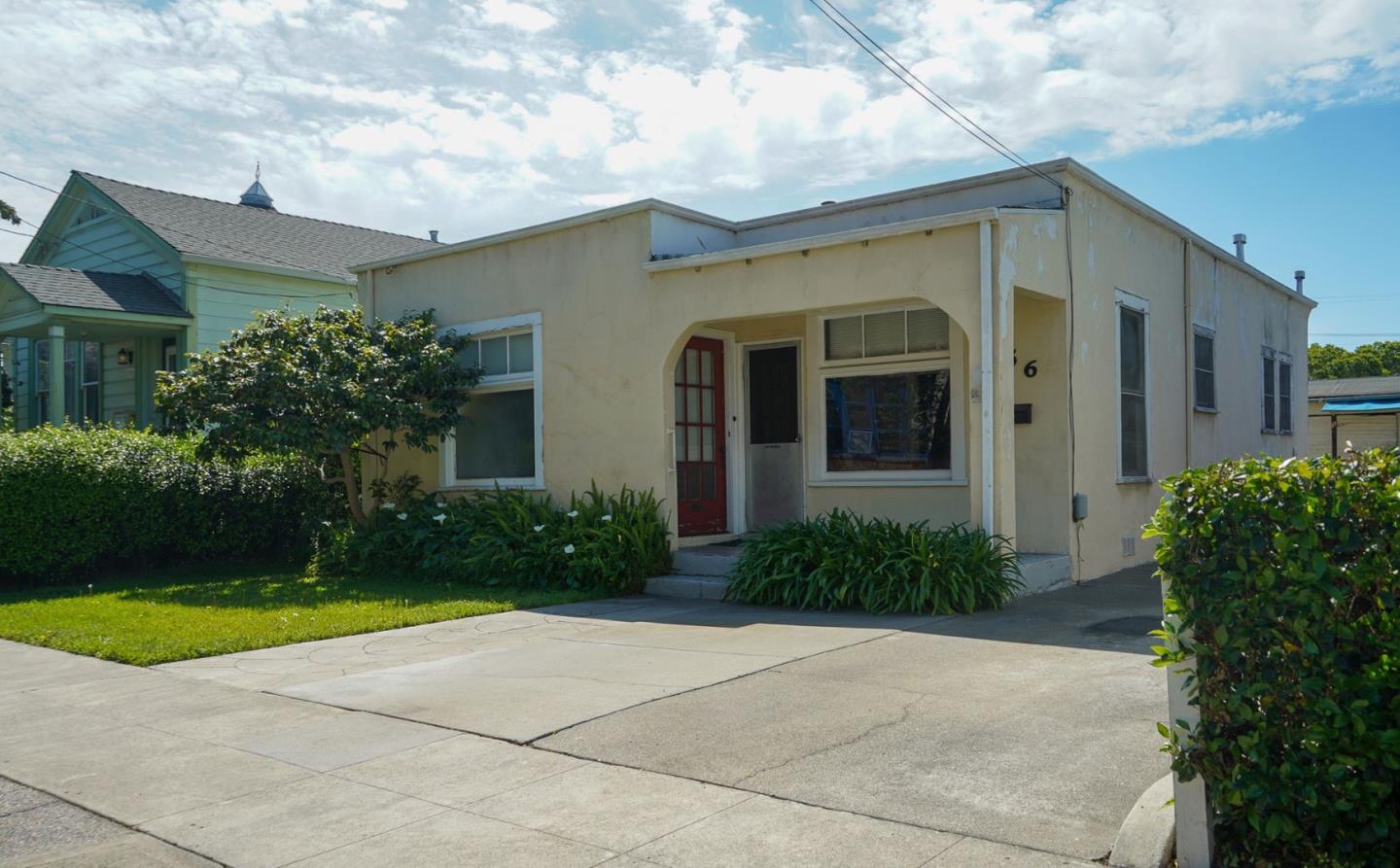 1056 W San Fernando ST