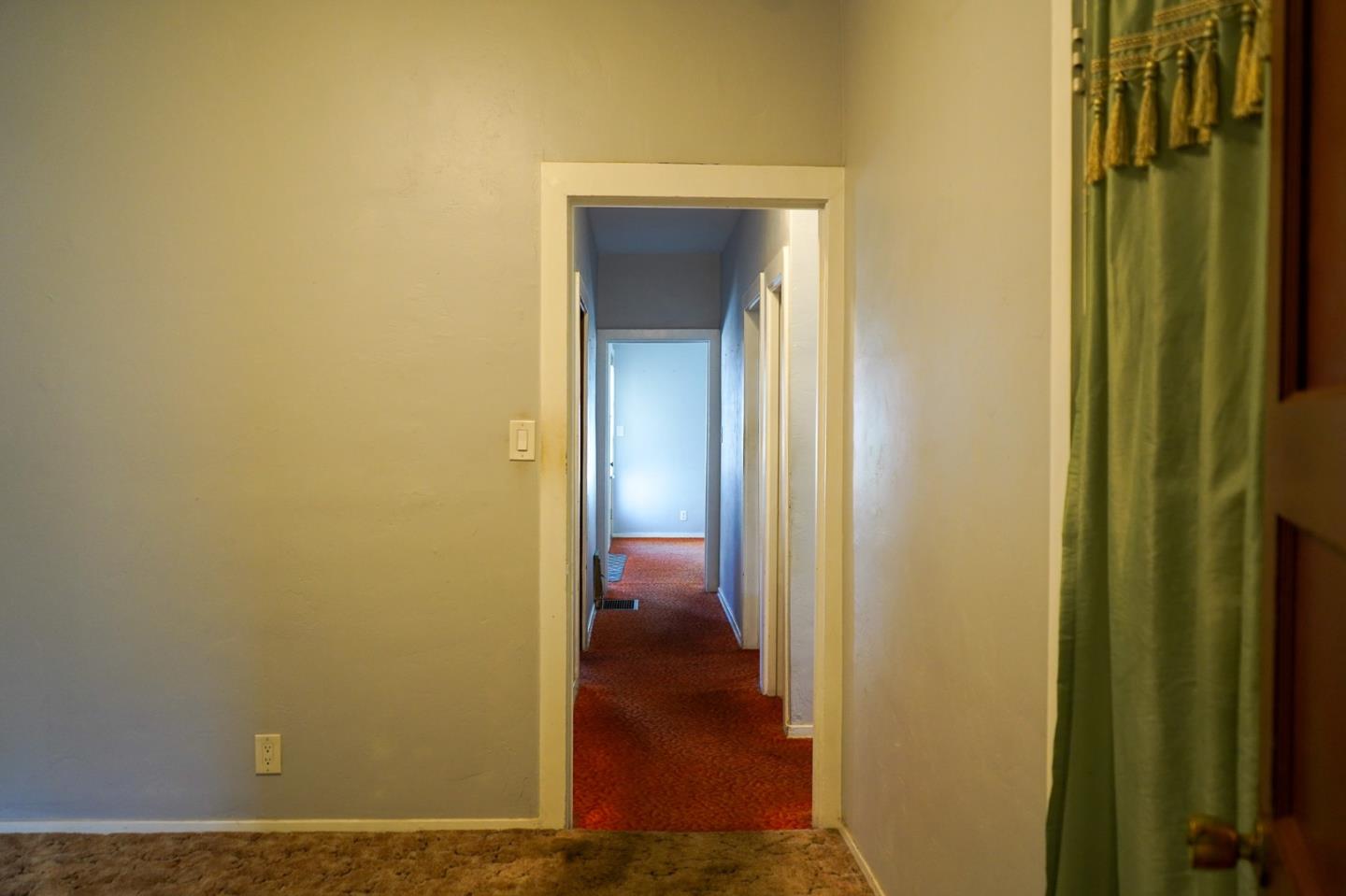 1056 W San Fernando ST