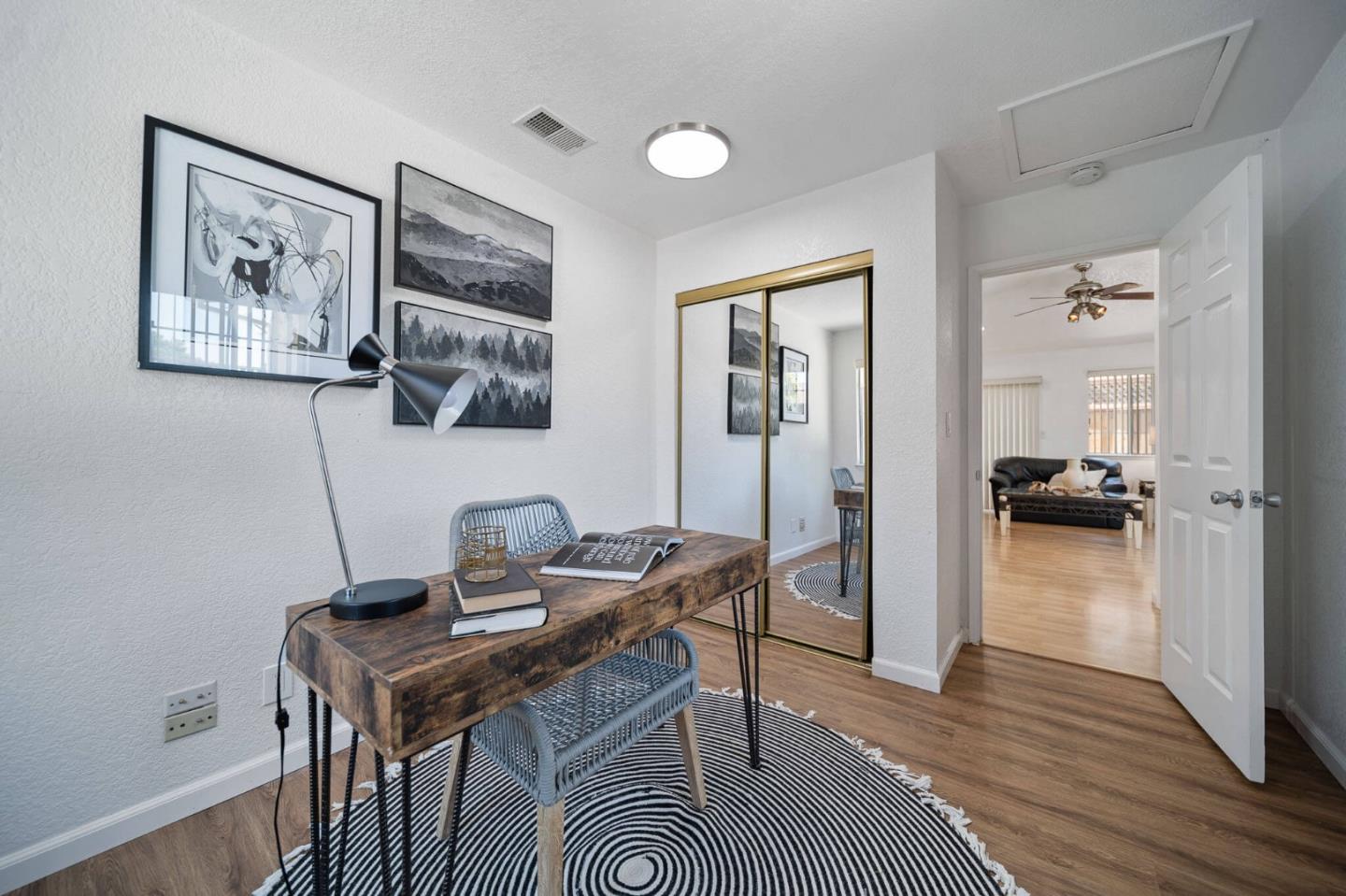 1634 Rue Avati