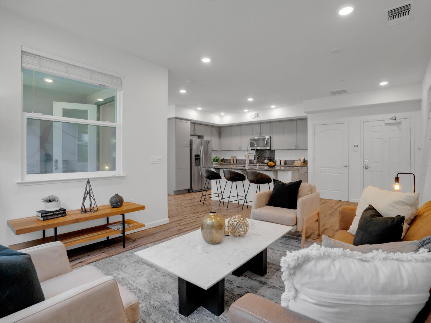 1110 Karby Terrace 202