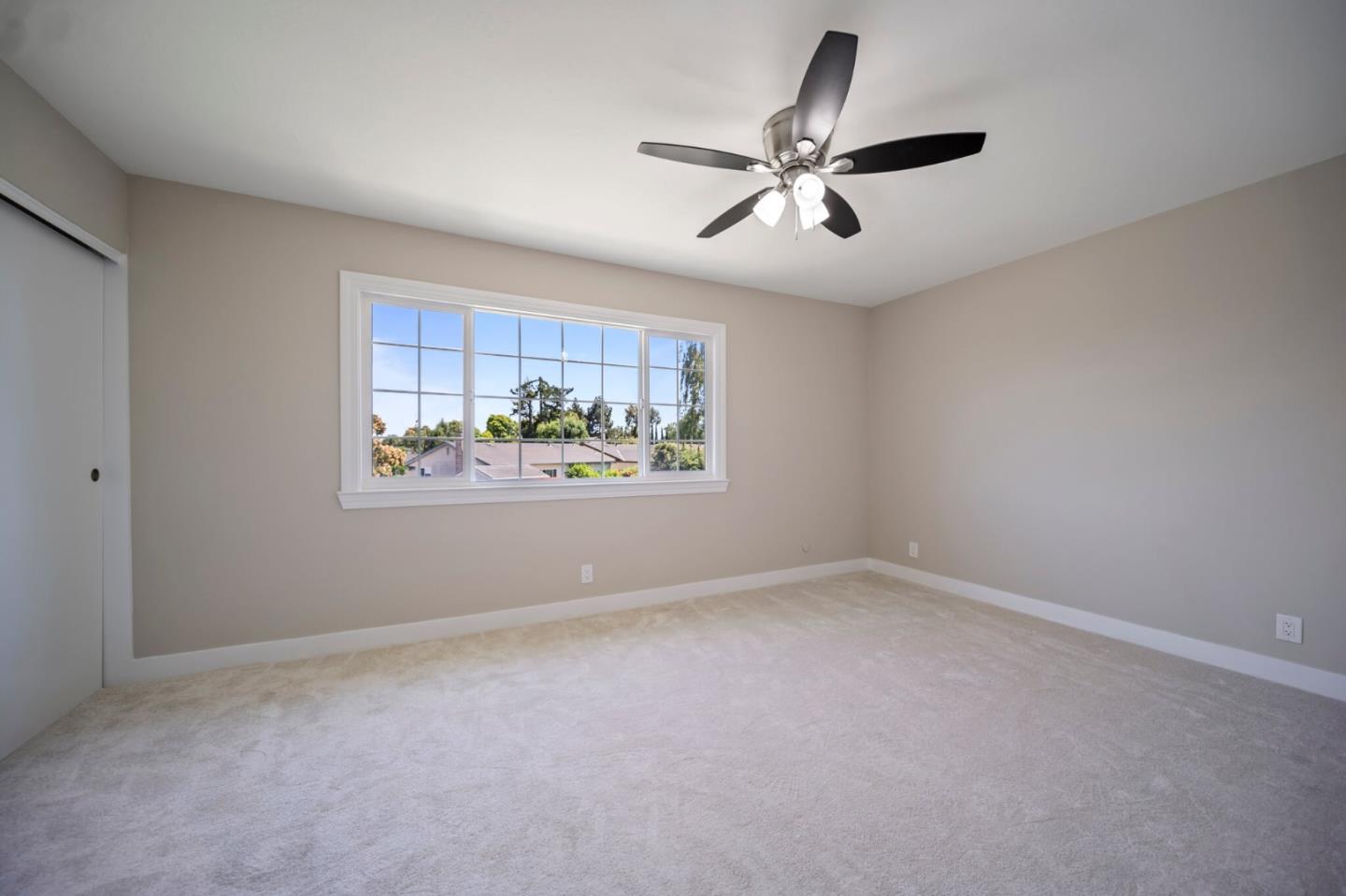 34631 Bahama CMN
