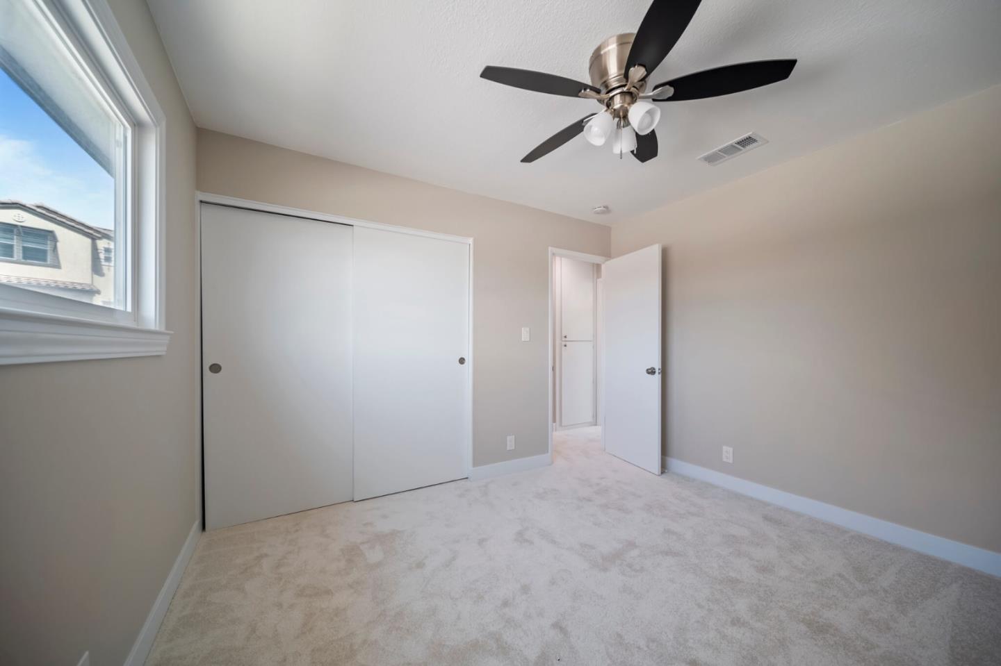 34631 Bahama CMN