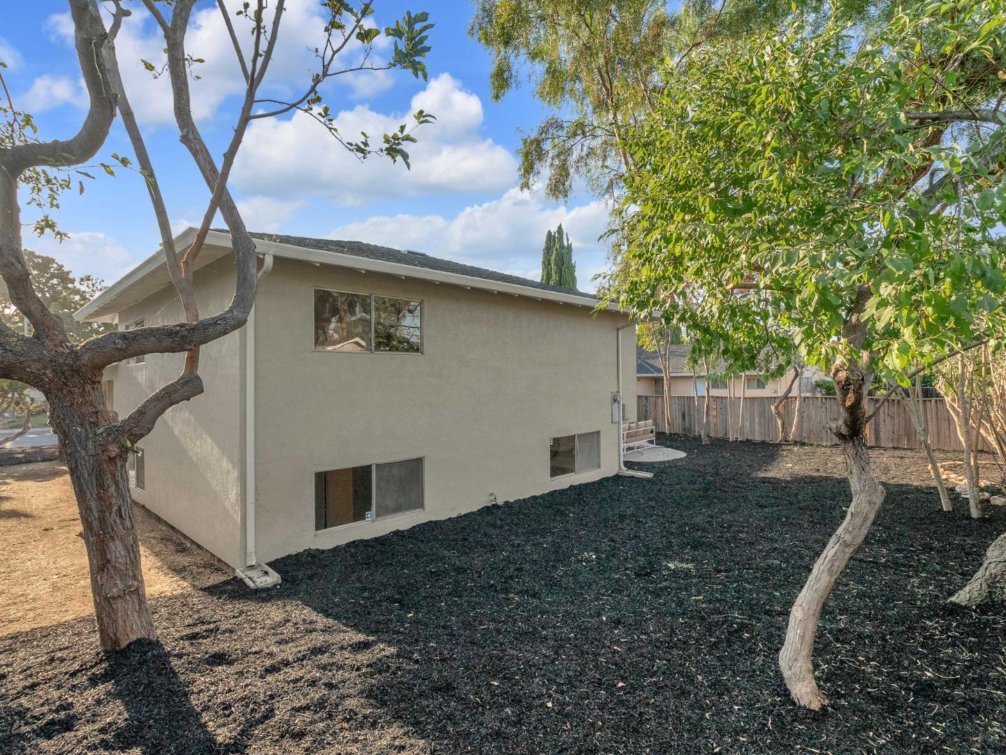 1536 Bittern DR