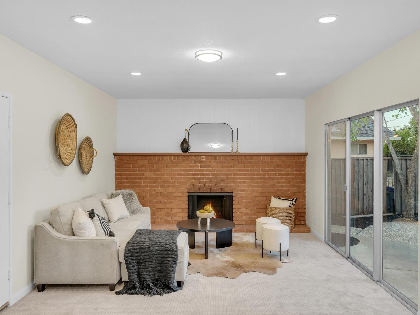 1536 Bittern DR
