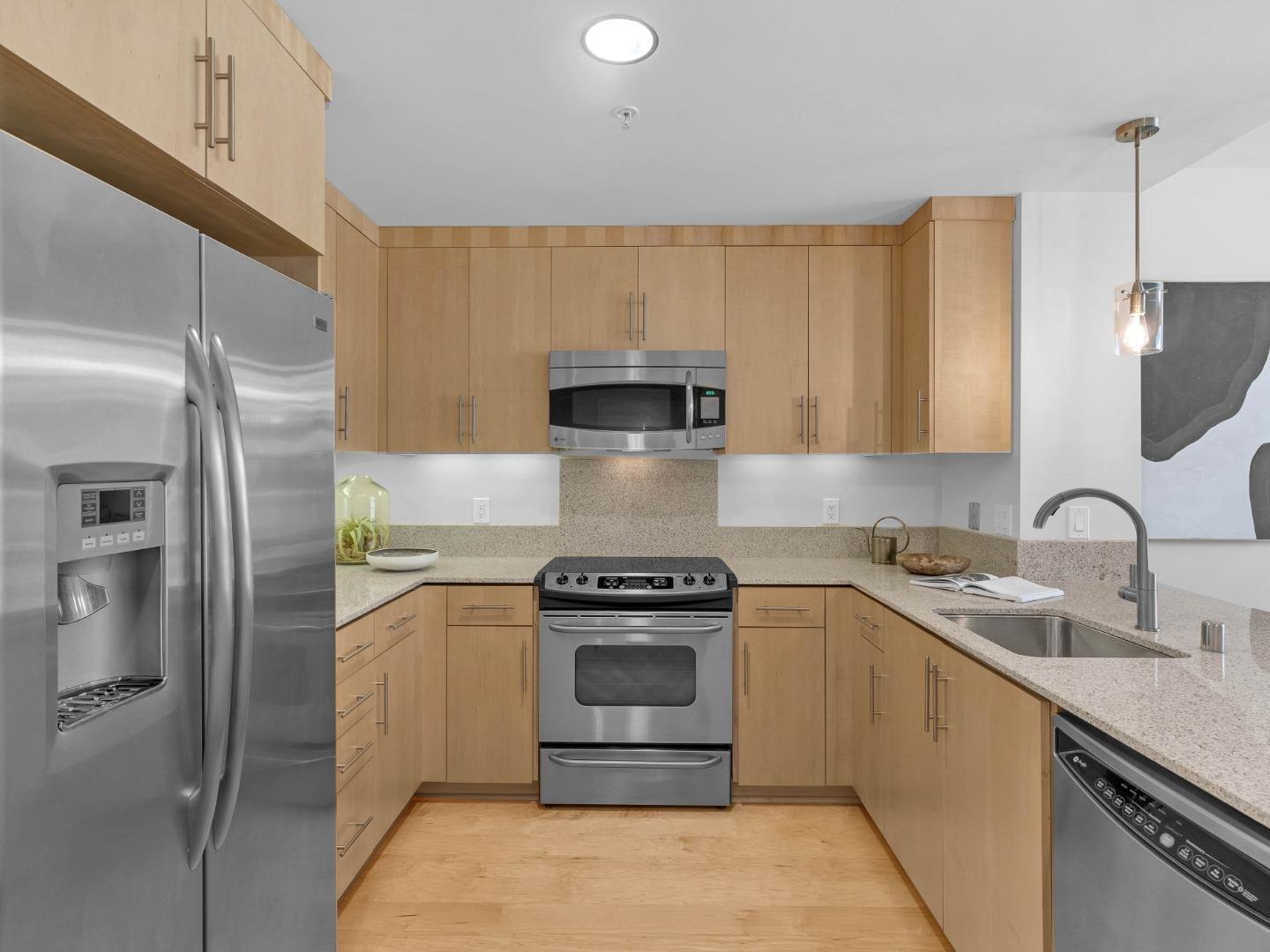 38 N Almaden BLVD 506