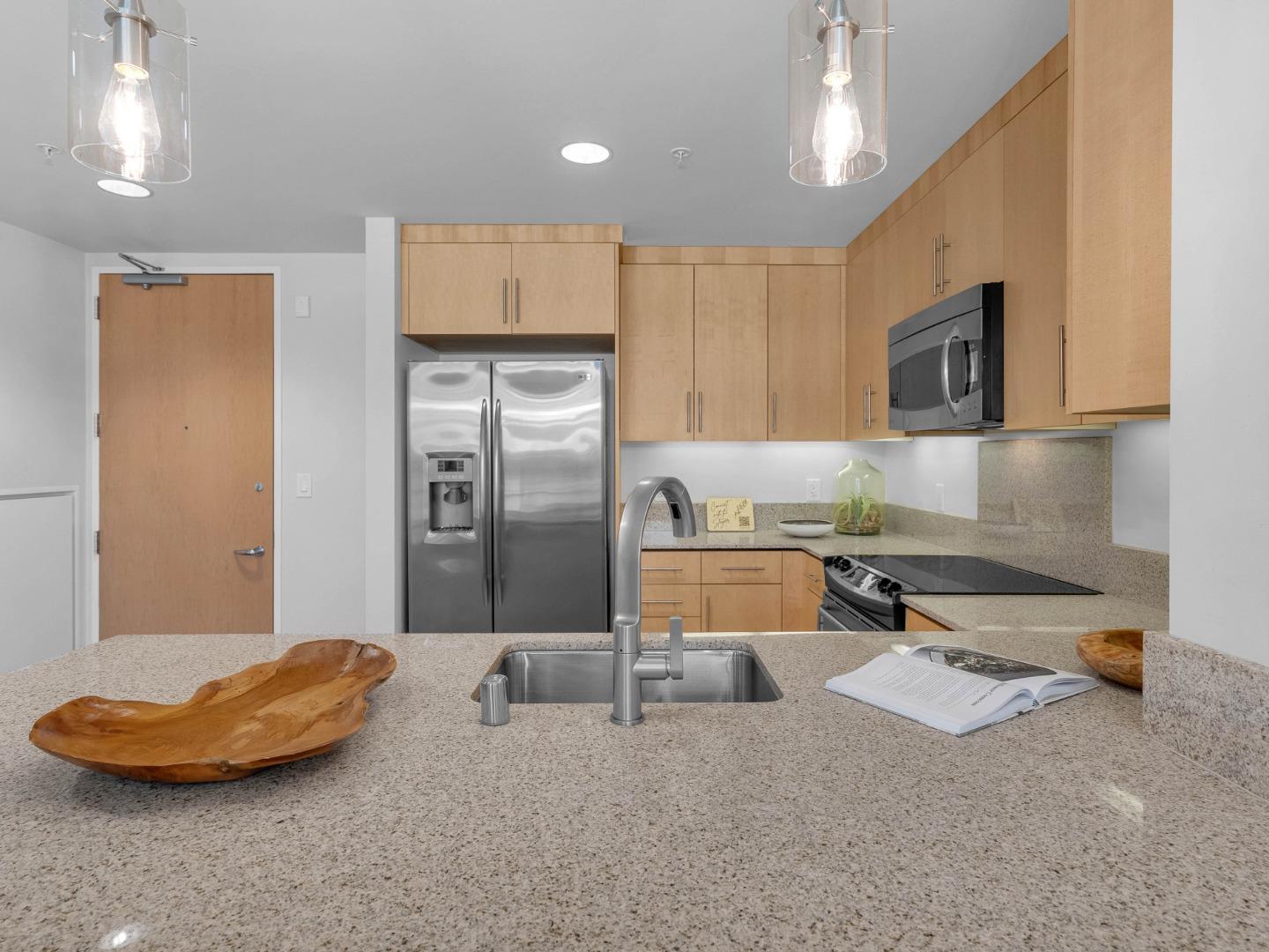 38 N Almaden BLVD 506