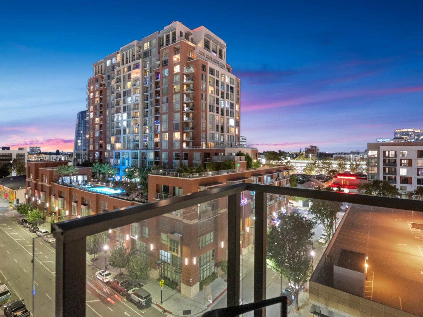 38 N Almaden BLVD 923